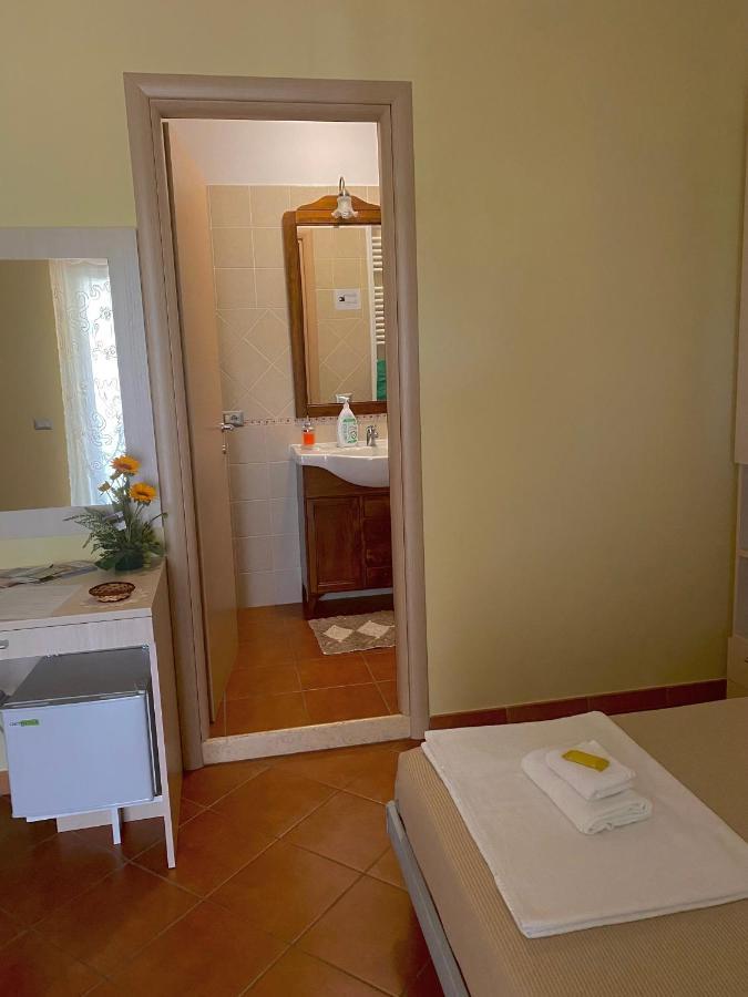 Il Nido Delle Rondini Bed & Breakfast Grottole Exterior photo