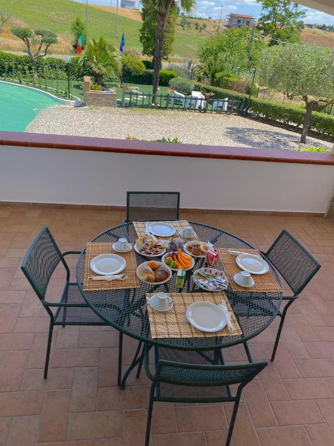 Il Nido Delle Rondini Bed & Breakfast Grottole Exterior photo