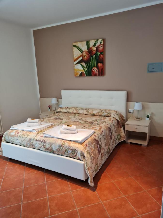 Il Nido Delle Rondini Bed & Breakfast Grottole Exterior photo