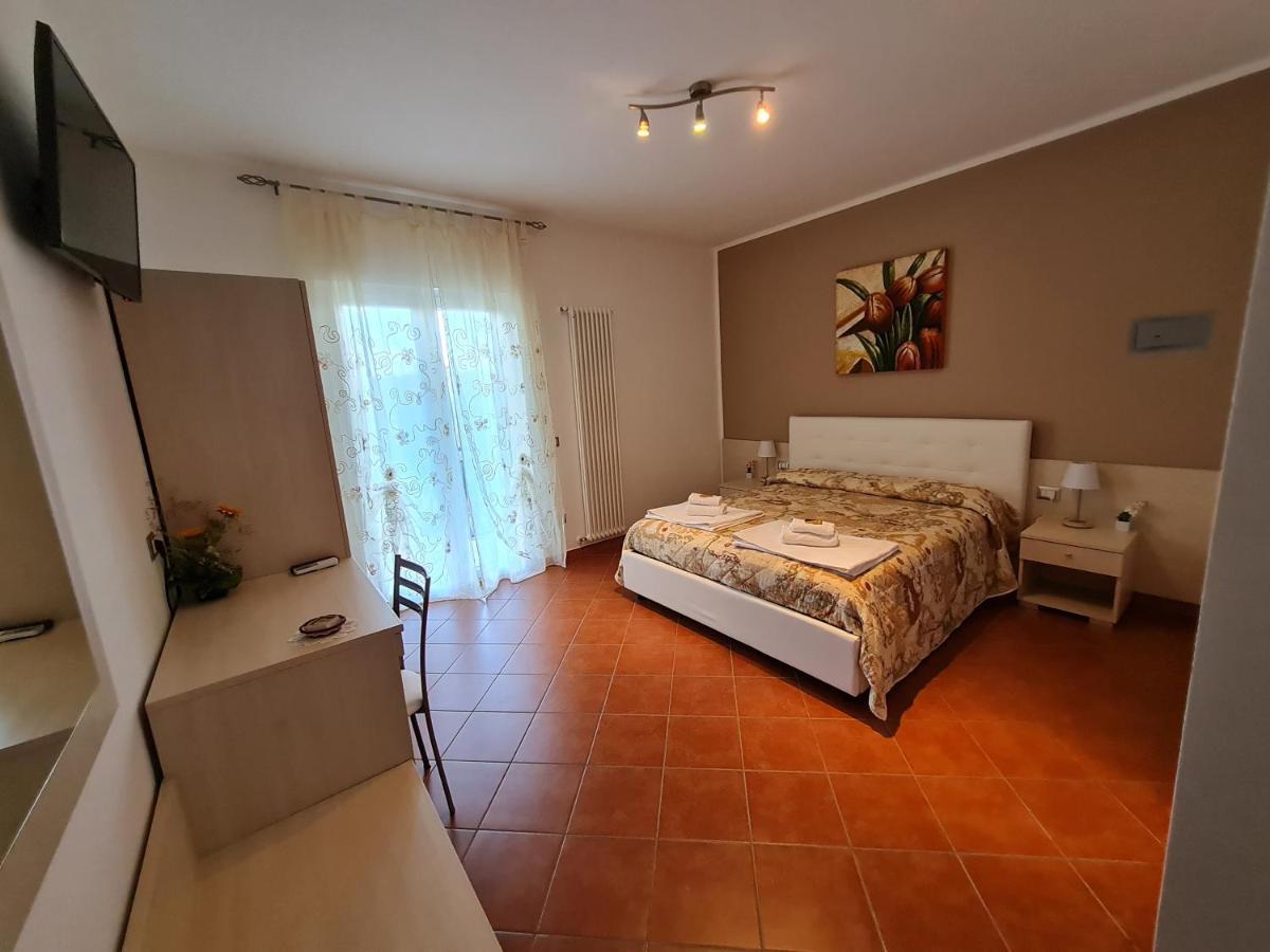 Il Nido Delle Rondini Bed & Breakfast Grottole Exterior photo